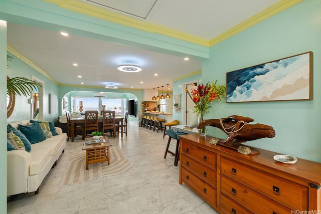 53-841 Kamehameha Highway, Hauula, HI 96717