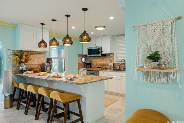 53-841 Kamehameha Highway, Hauula, HI 96717