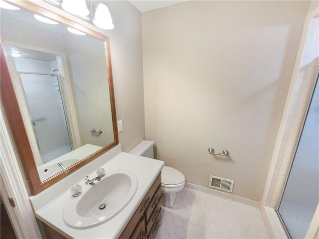 3431 Hickory View NW Drive, Marietta, GA 30064