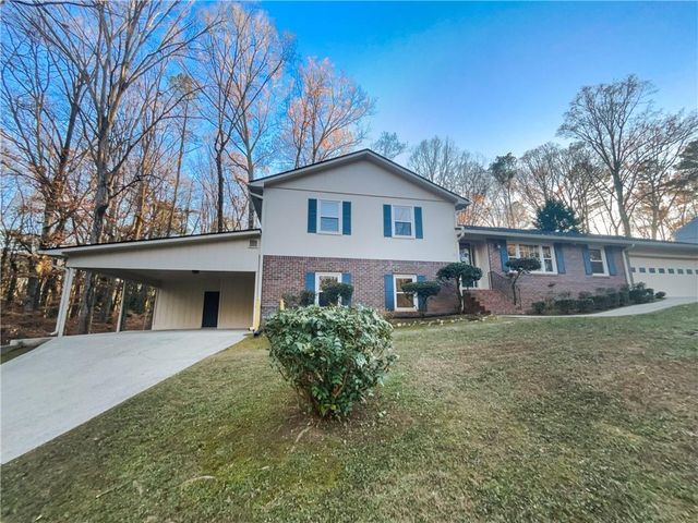 3431 Hickory View NW Drive, Marietta, GA 30064