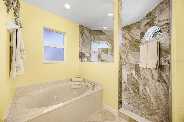 430 NW 39TH AVENUE, Cape Coral, FL 33993