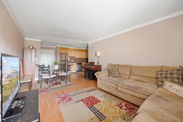 10365 PARADISE BOULEVARD 22, Treasure Island, FL 33706