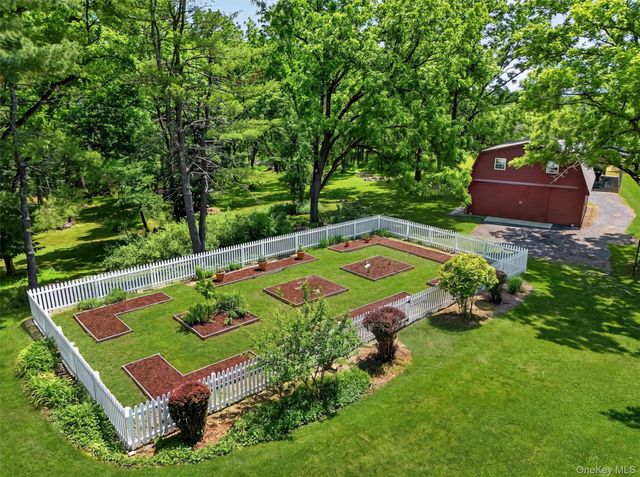 1825 Route 208, Washingtonville, NY 10992