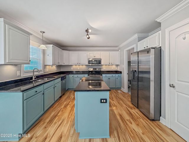 204 Armistead Way, Jacksonville, NC 28540