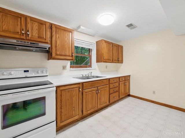 10890 Mockernut Drive, Harrison Twp, OH 45030