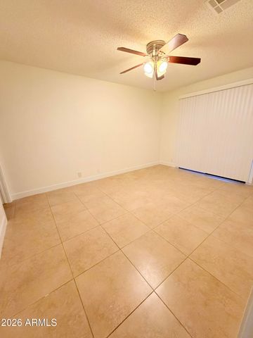 316 W HONONEGH Drive 6, Phoenix, AZ 85027