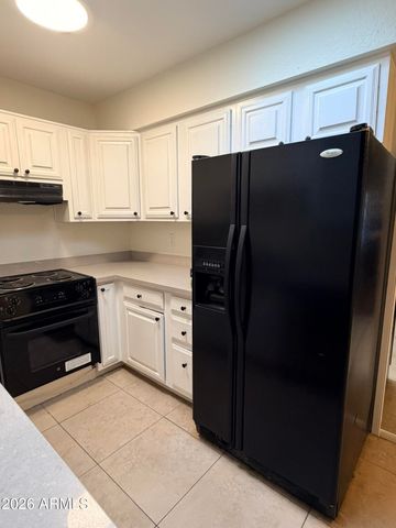 316 W HONONEGH Drive 6, Phoenix, AZ 85027
