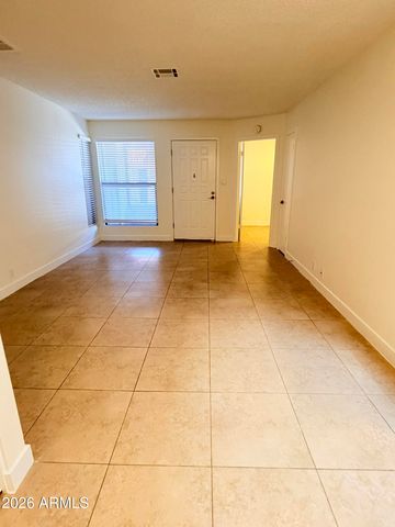 316 W HONONEGH Drive 6, Phoenix, AZ 85027