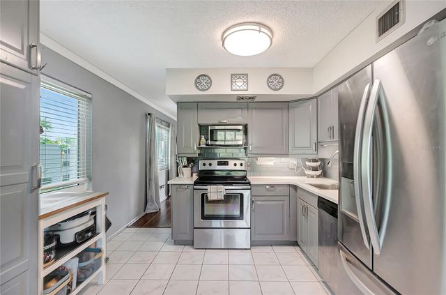 2461 RHODESIAN DRIVE 73, Clearwater, FL 33763