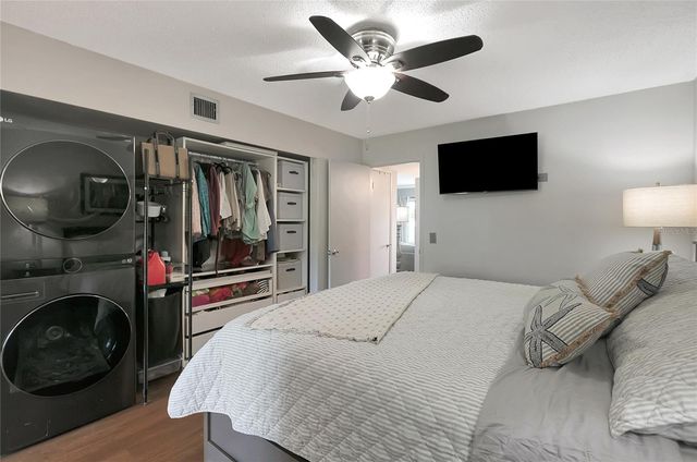 2461 RHODESIAN DRIVE 73, Clearwater, FL 33763