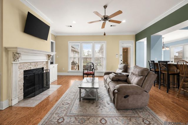 37050 Longwood Ave, Prairieville, LA 70769