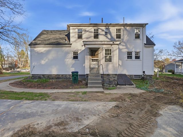 285 W Meadow Rd, Lowell, MA 01854