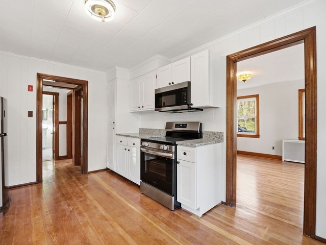 285 W Meadow Rd, Lowell, MA 01854