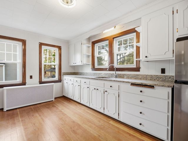 285 W Meadow Rd, Lowell, MA 01854