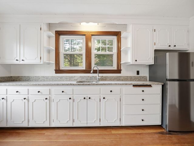 285 W Meadow Rd, Lowell, MA 01854