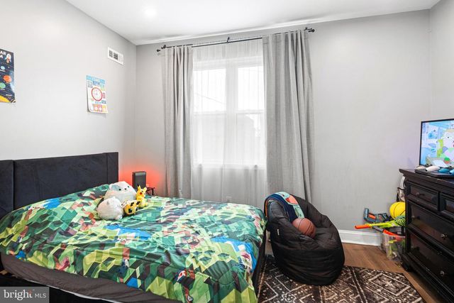 2109 PIERCE ST, Philadelphia, PA 19145