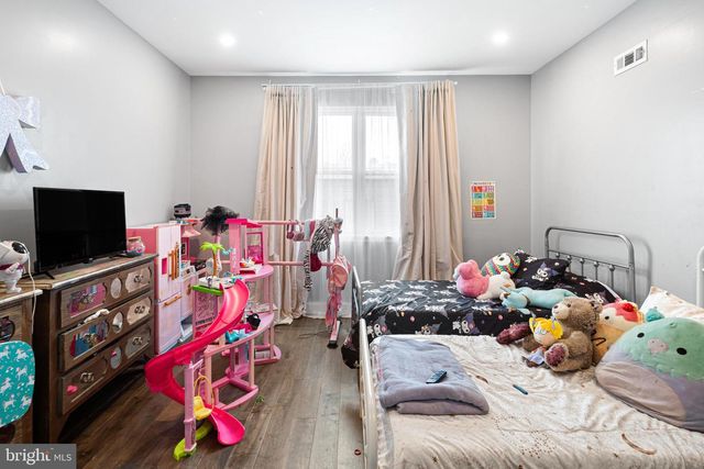 2109 PIERCE ST, Philadelphia, PA 19145