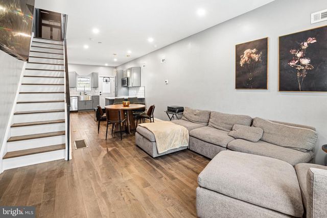 2109 PIERCE ST, Philadelphia, PA 19145