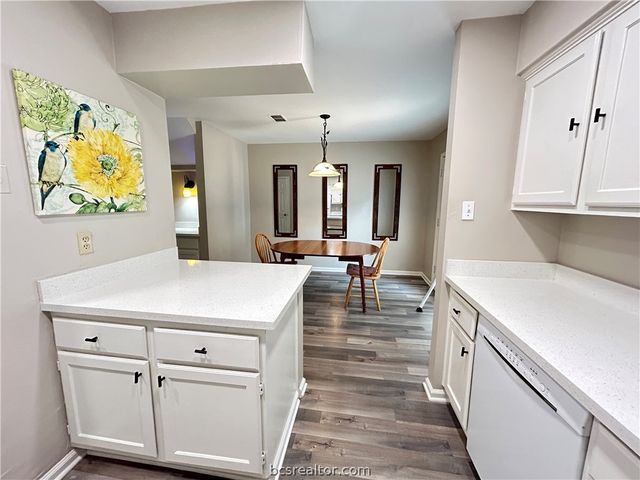 1904 Dartmouth Street K2, College Station, TX 77840