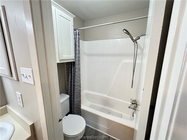 1904 Dartmouth Street K2, College Station, TX 77840