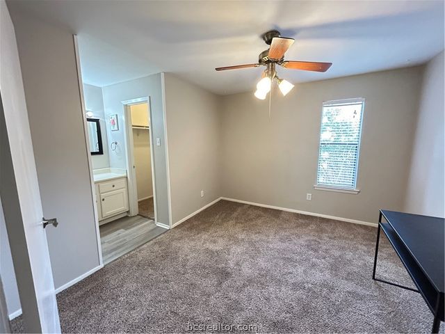 1904 Dartmouth Street K2, College Station, TX 77840