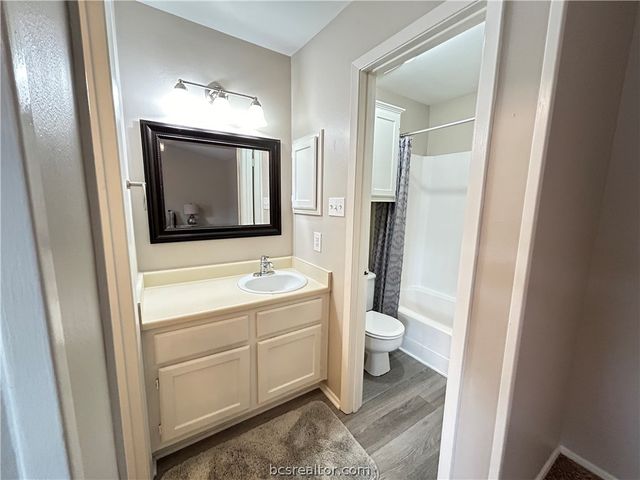 1904 Dartmouth Street K2, College Station, TX 77840