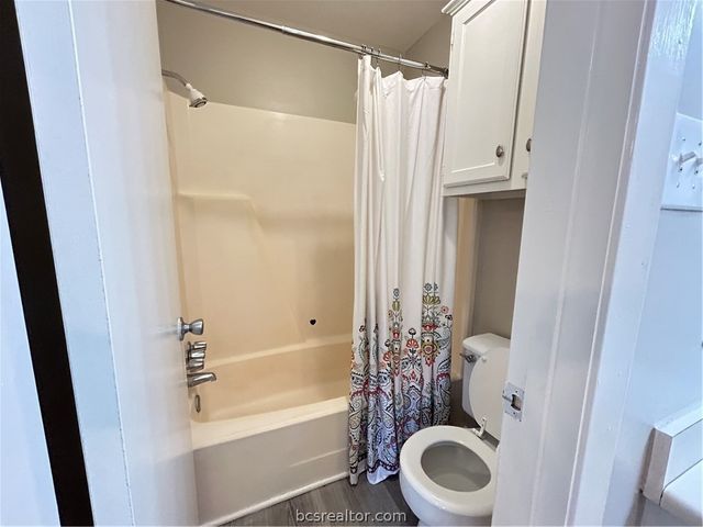 1904 Dartmouth Street K2, College Station, TX 77840