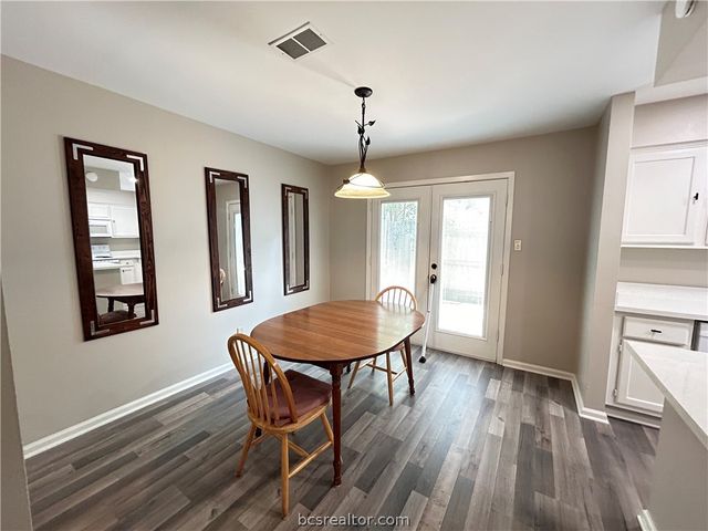 1904 Dartmouth Street K2, College Station, TX 77840
