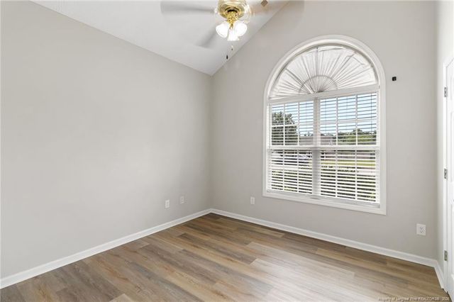 107 Hollow Lane, Raeford, NC 28376