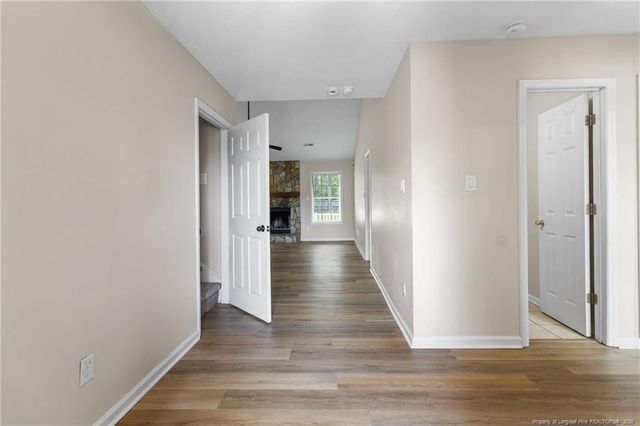 107 Hollow Lane, Raeford, NC 28376
