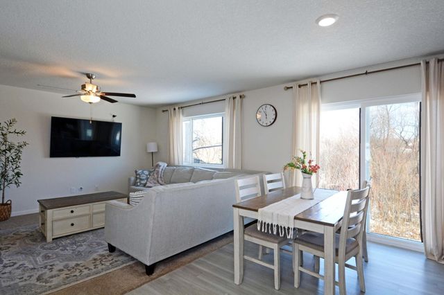 1124 Woodland Drive, Howard Lake, MN 55349