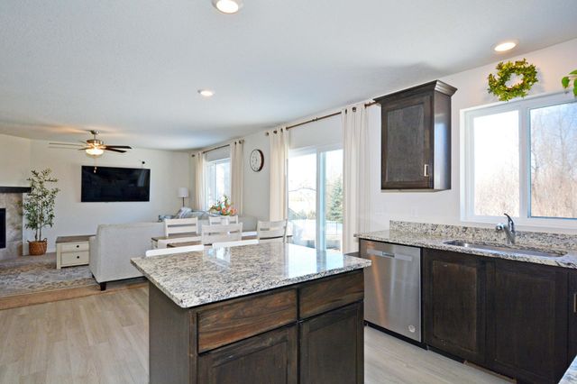 1124 Woodland Drive, Howard Lake, MN 55349