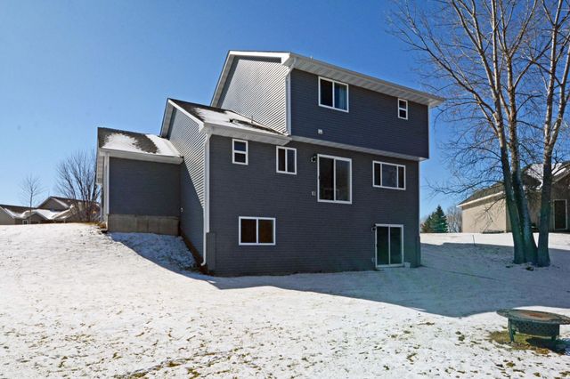 1124 Woodland Drive, Howard Lake, MN 55349