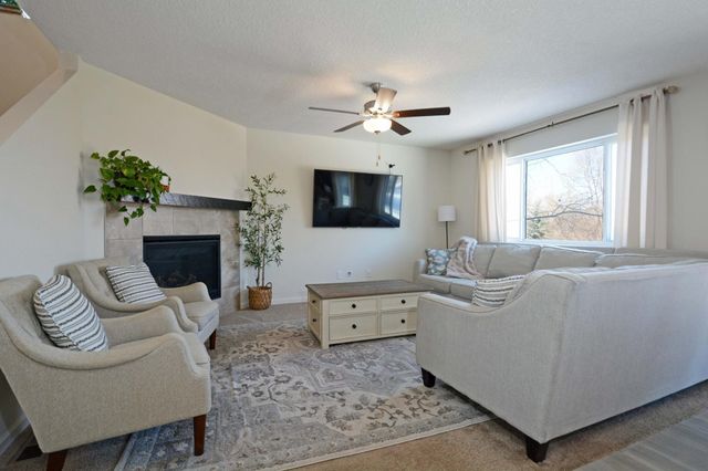 1124 Woodland Drive, Howard Lake, MN 55349