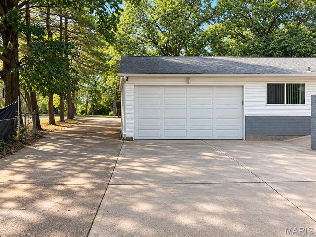 12674 Partridge Run Drive, St Louis, MO 63033