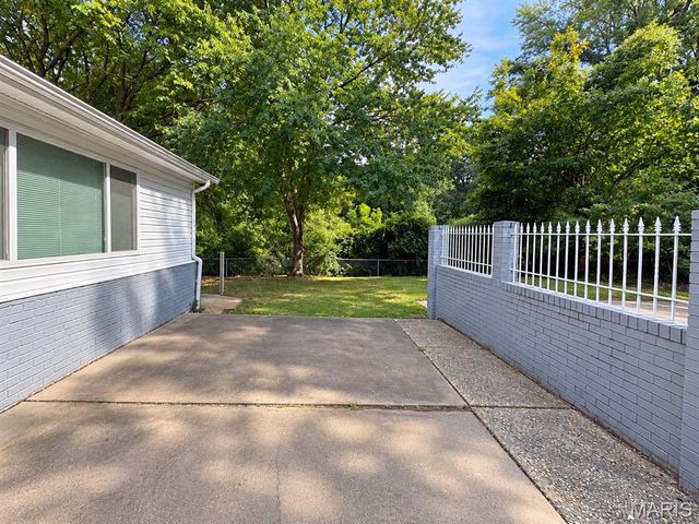 12674 Partridge Run Drive, St Louis, MO 63033