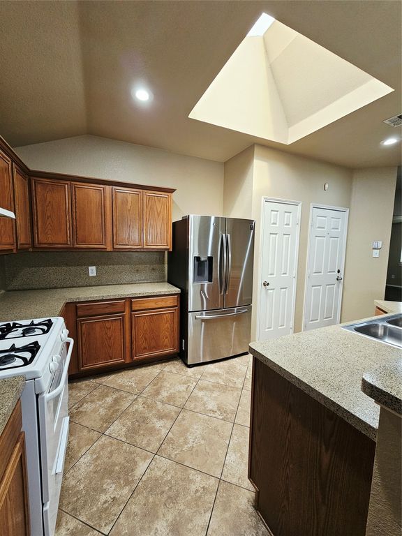 849 Fox Hunt Trail, Fort Worth, TX 76179 — photo 5