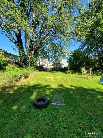 39 Rogers Street 2, Branford, CT 06405