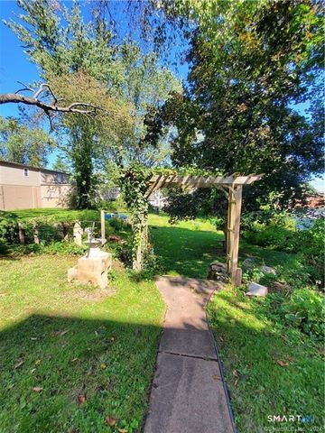 39 Rogers Street 2, Branford, CT 06405