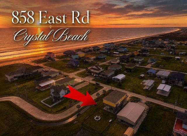 858 East Road, Crystal Beach, TX 77650