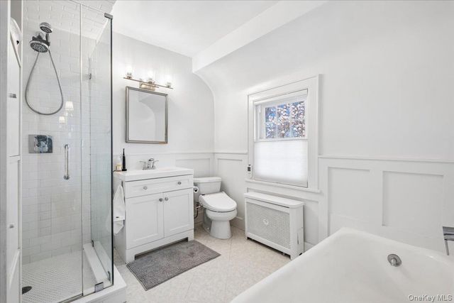 107 Crawford Terrace, New Rochelle, NY 10804