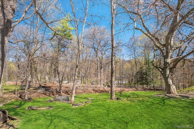 107 Crawford Terrace, New Rochelle, NY 10804