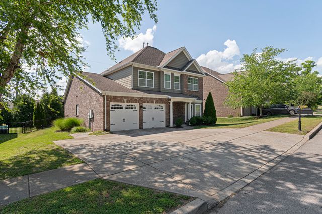 2557 Westerham Way, Thompsons Station, TN 37179