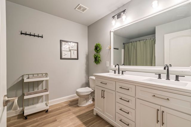 2557 Westerham Way, Thompsons Station, TN 37179
