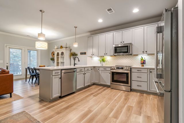 2557 Westerham Way, Thompsons Station, TN 37179