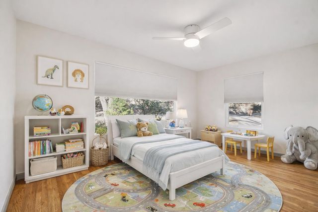 809 E 38th ST, Austin, TX 78705