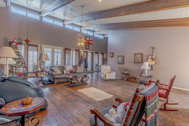 2806 Harrisburg Rd, Jonesboro, AR 72401