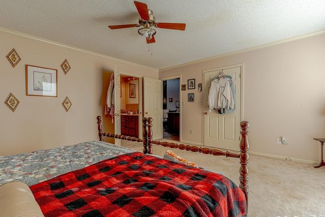 2806 Harrisburg Rd, Jonesboro, AR 72401