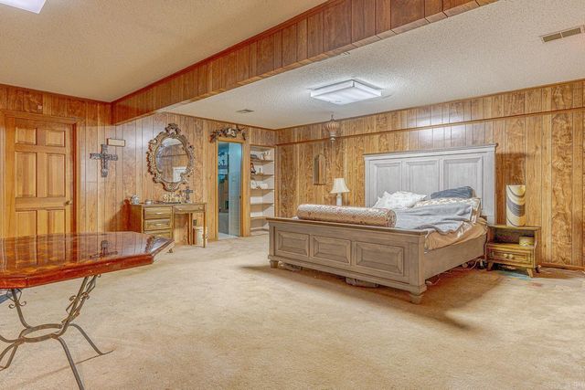 2806 Harrisburg Rd, Jonesboro, AR 72401