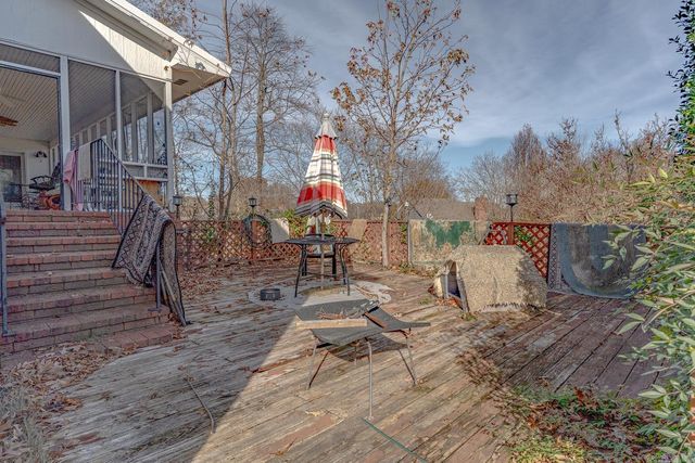 2806 Harrisburg Rd, Jonesboro, AR 72401